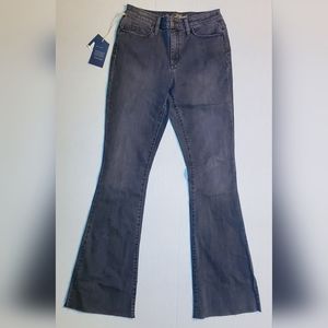 Universal Thread Women's High-Rise Flare Jeans Size 4